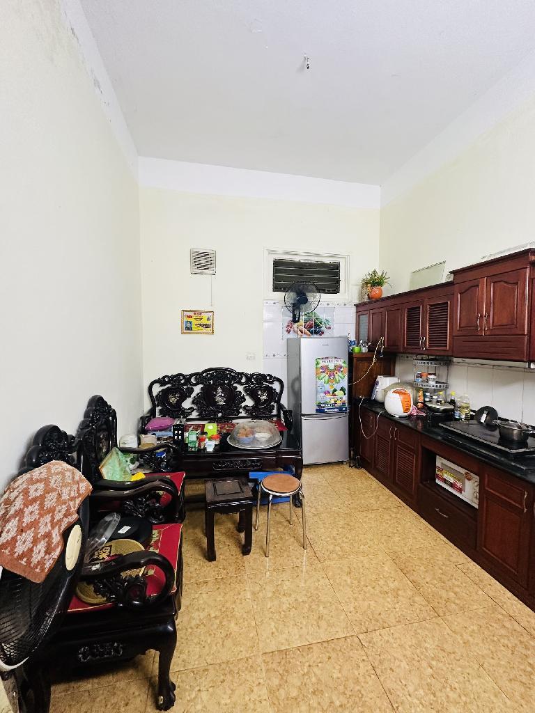 Bán nhà Trịnh Đình Cửu - diện tích 55m2 3 tầng - ô tô qua nhà - giá 13 tỷ