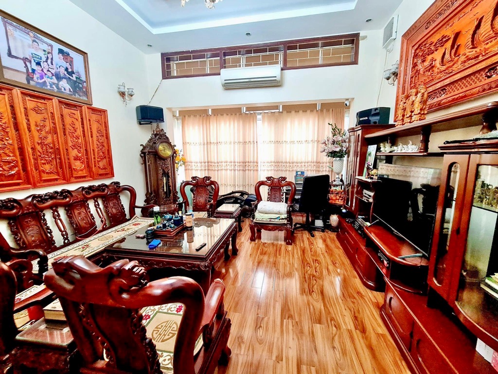 Bán nhà Khương Trung - diện tích 62m2 4 tầng - Mặt phố kinh doanh đỉnh - giá 25,5 tỷ