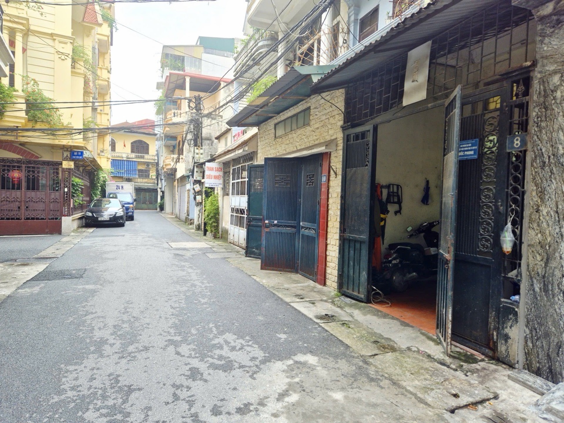 Bán nhà Yên Lạc - diện tích 50m2 4 tầng - Ô TÔ TRÁNH - giá 24,2 tỷ