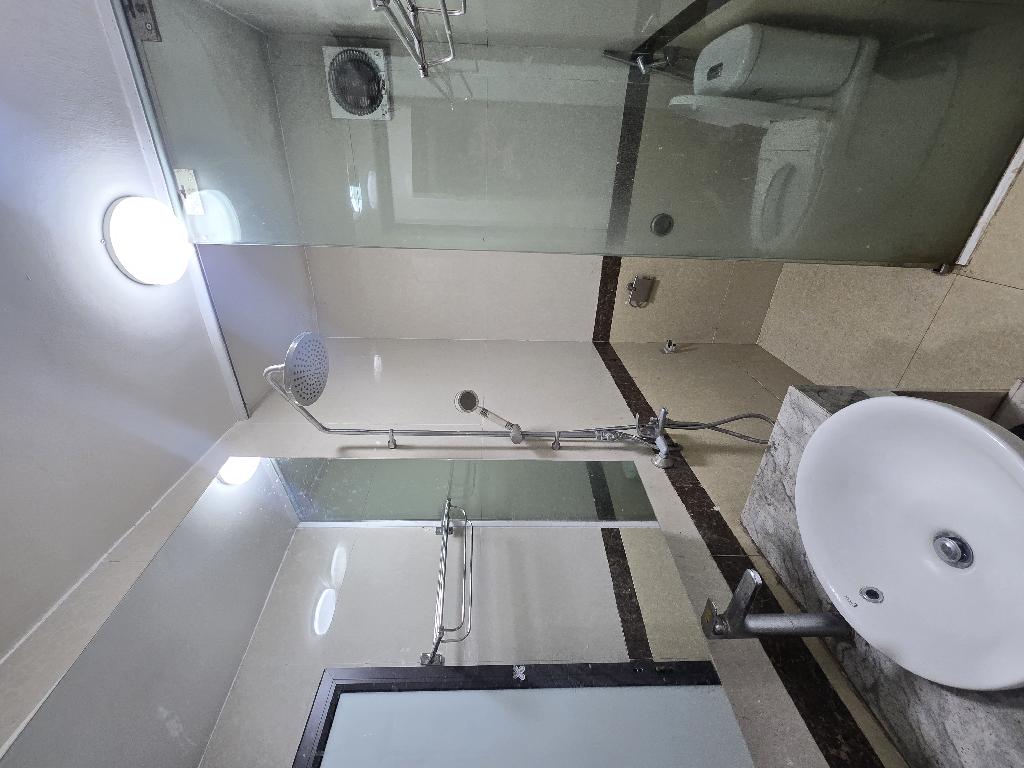 Bán nhà Định Công - diện tích 60m2 3 tầng - Nhà 2 mặt thoáng - giá 7,5 tỷ