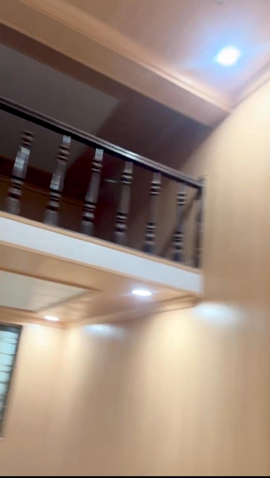 Bán nhà Giải Phóng - diện tích 60m2 2 tầng - Mặt phố, ô tô - giá 19 tỷ