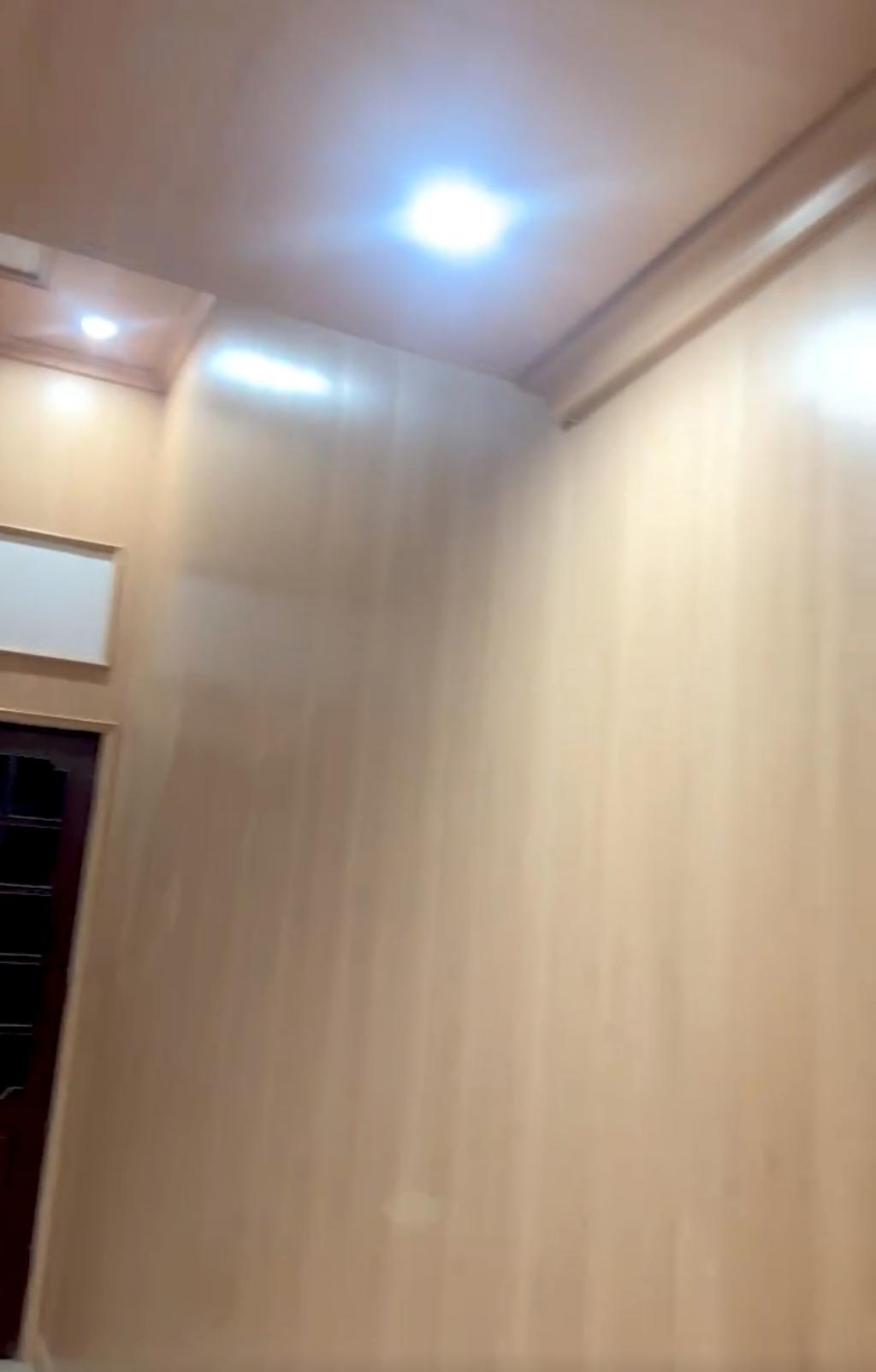 Bán nhà Giải Phóng - diện tích 60m2 2 tầng - Mặt phố, ô tô - giá 19 tỷ