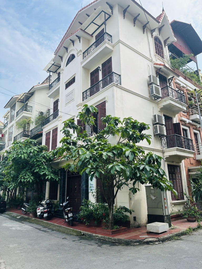 Bán nhà Bắc Linh Đàm - diện tích 75m2 4 tầng - Lô góc 2 mặt thoáng - giá 33,5 tỷ
