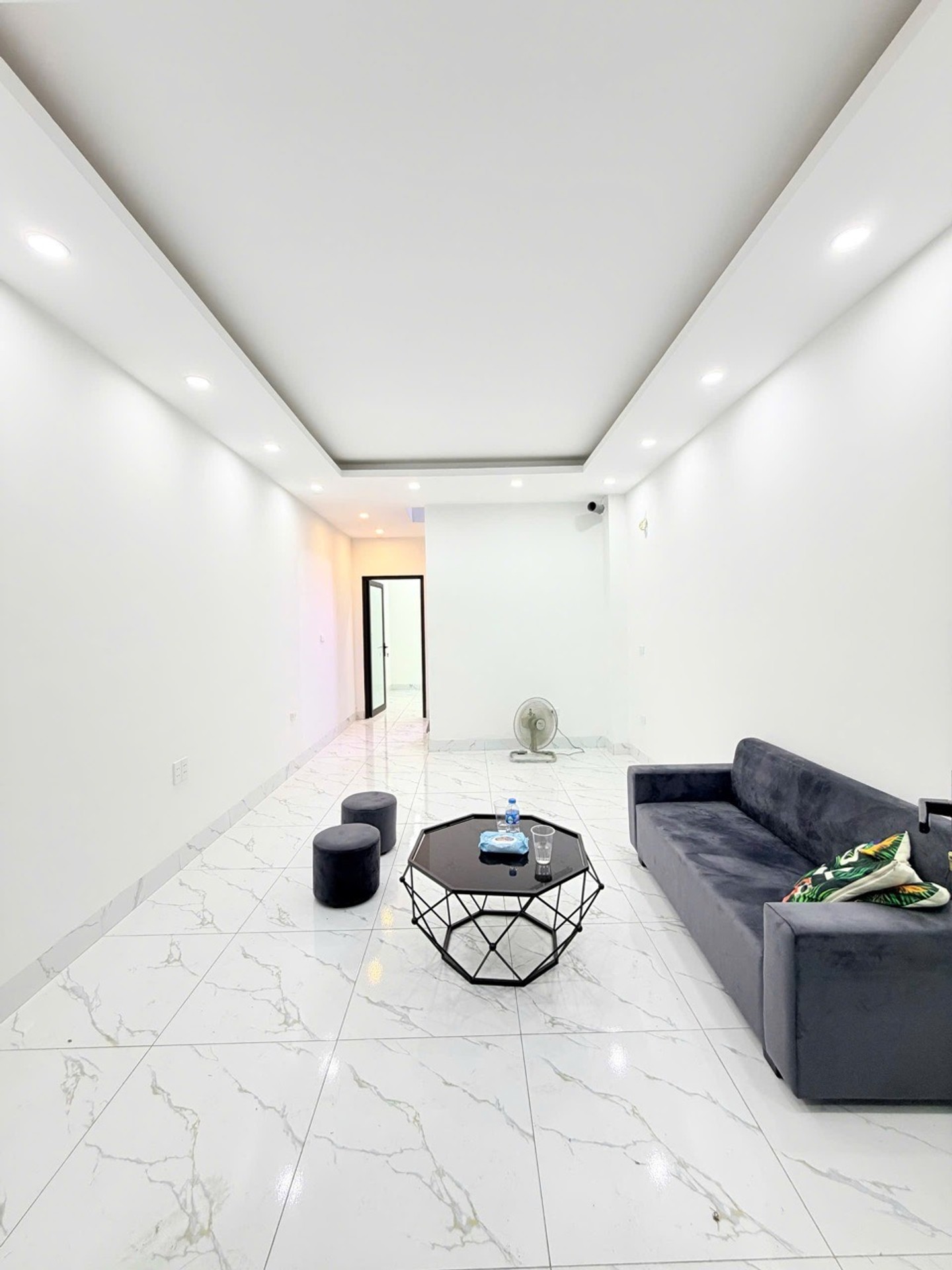 Bán nhà Tân Khai - diện tích 37m2 2 tầng - Nhà đẹp xây mới tinh khôi - giá 2,99 tỷ