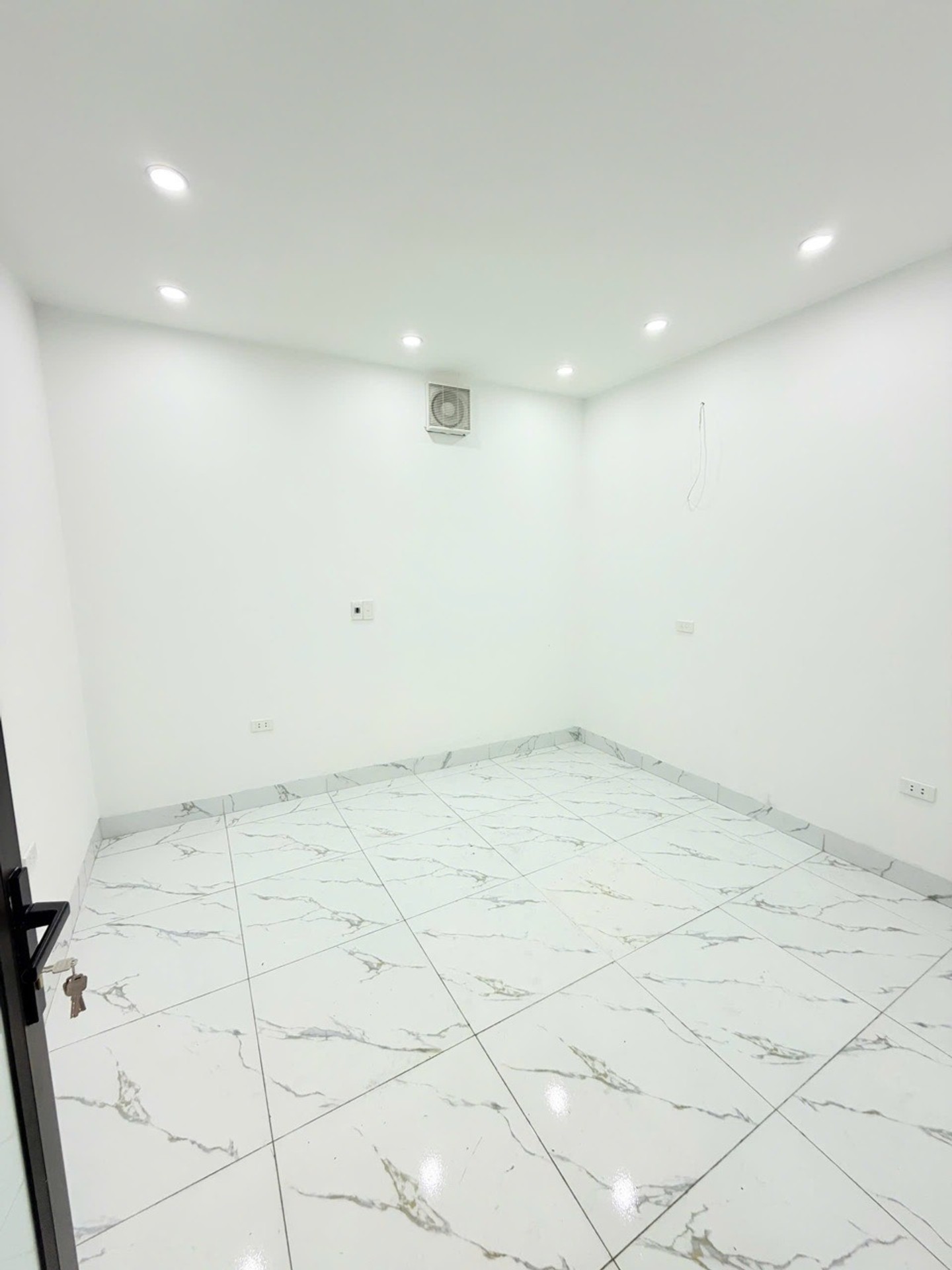 Bán nhà Tân Khai - diện tích 37m2 2 tầng - Nhà đẹp xây mới tinh khôi - giá 2,99 tỷ