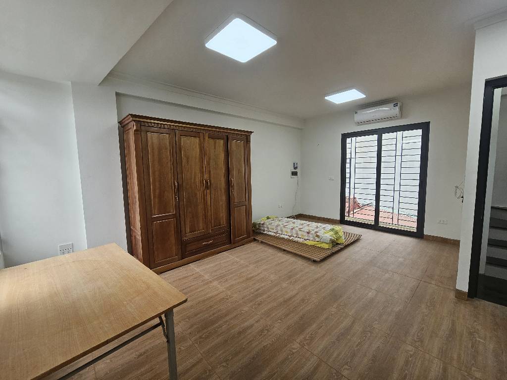 Bán nhà Trương Định - diện tích 39m2 6 tầng - Lô góc, 2 thoáng - giá 10 tỷ