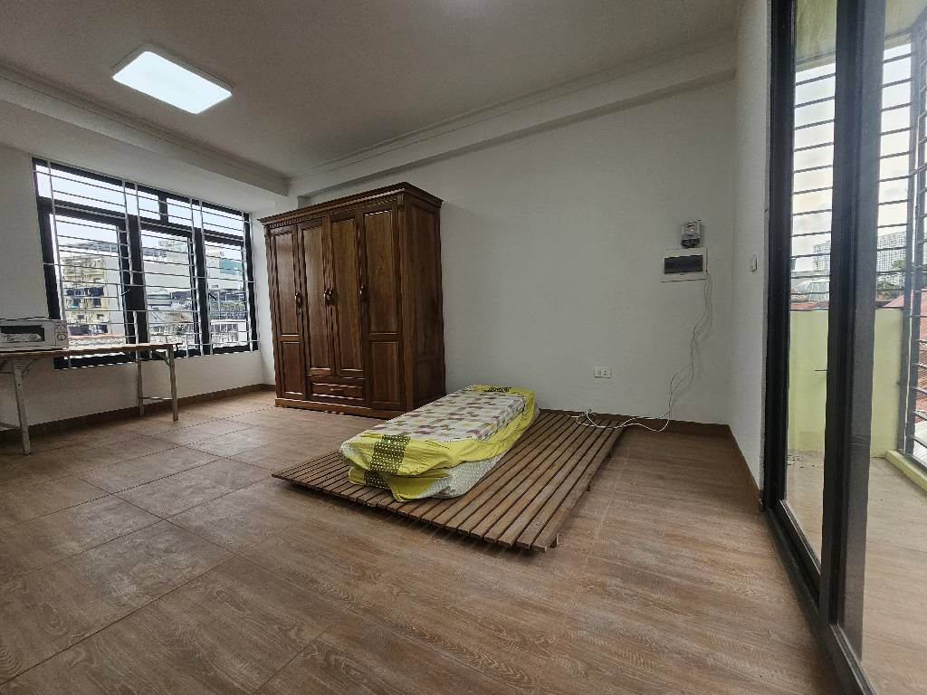 Bán nhà Trương Định - diện tích 39m2 6 tầng - Lô góc, 2 thoáng - giá 10 tỷ