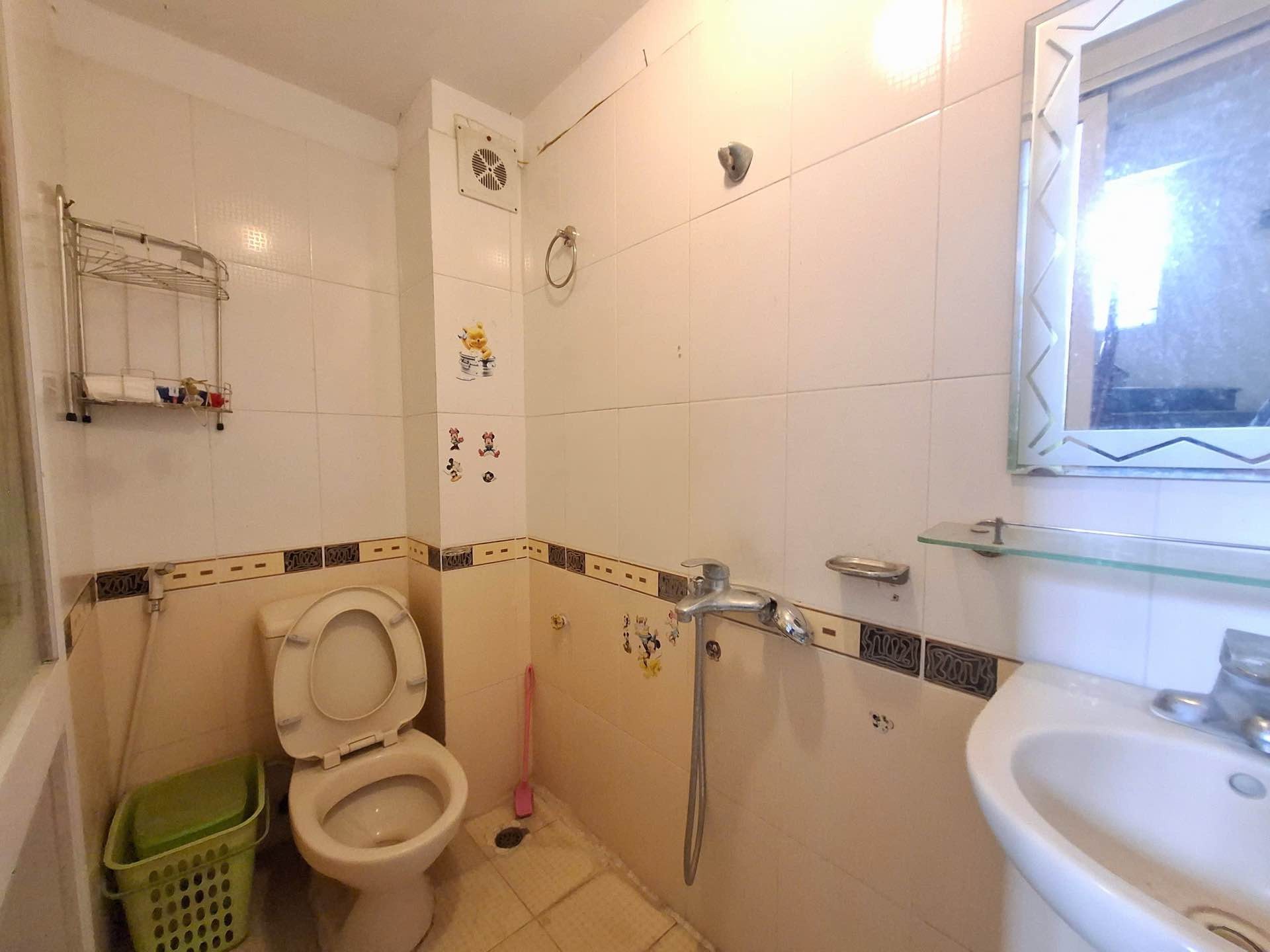 Bán nhà Hai Bà Trưng - diện tích 39m2 5 tầng - Lô góc 2 mặt ngõ - giá 10,3 tỷ