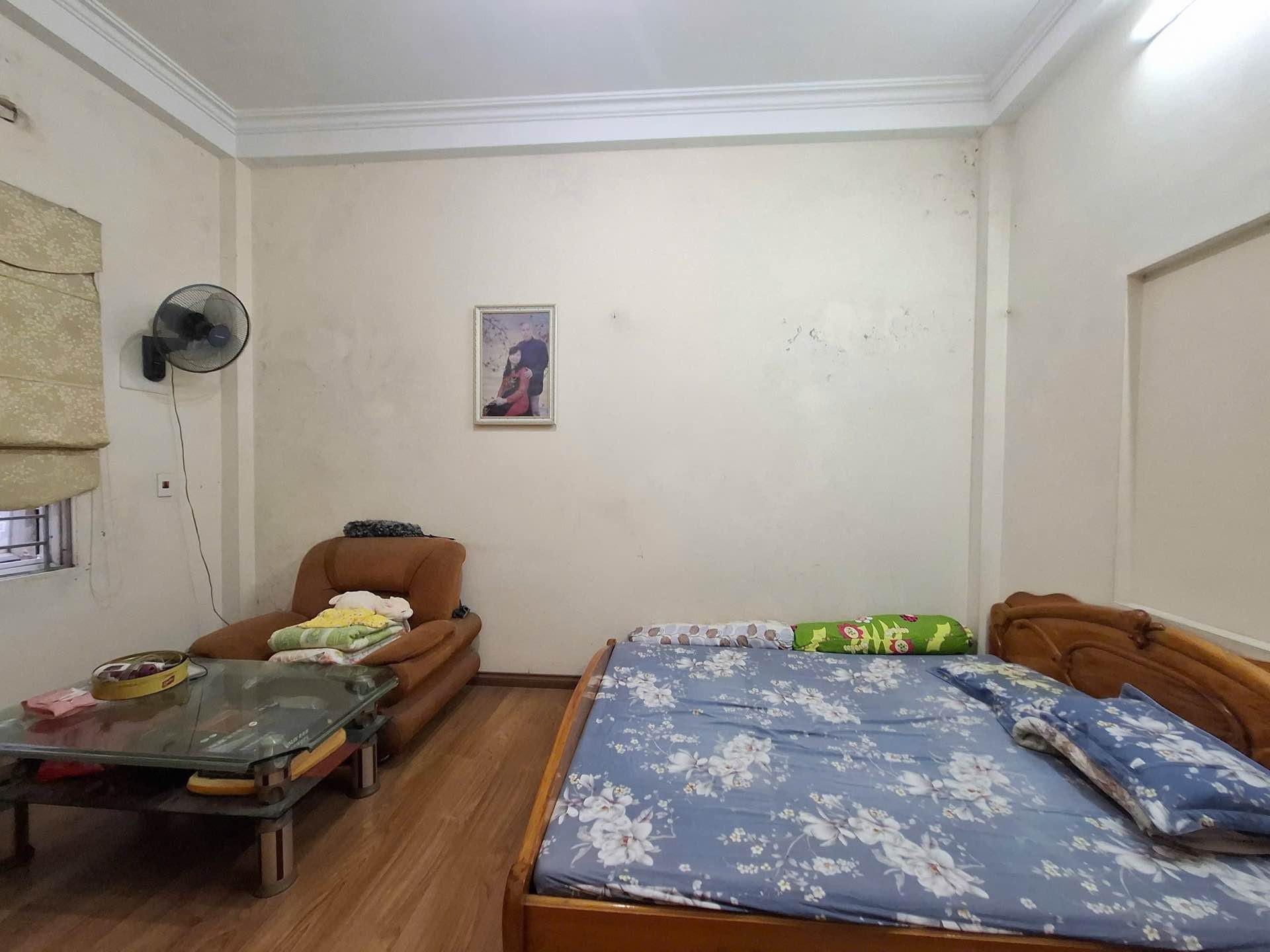 Bán nhà Hai Bà Trưng - diện tích 39m2 5 tầng - Lô góc 2 mặt ngõ - giá 10,3 tỷ