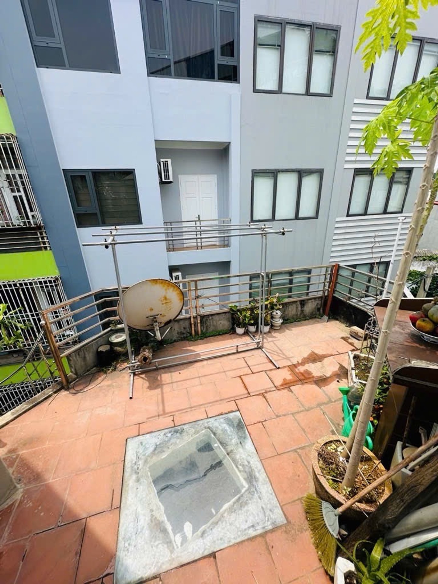 Bán nhà Hồng Mai - diện tích 31m2 3 tầng - Mặt phố kinh doanh - giá 11 tỷ