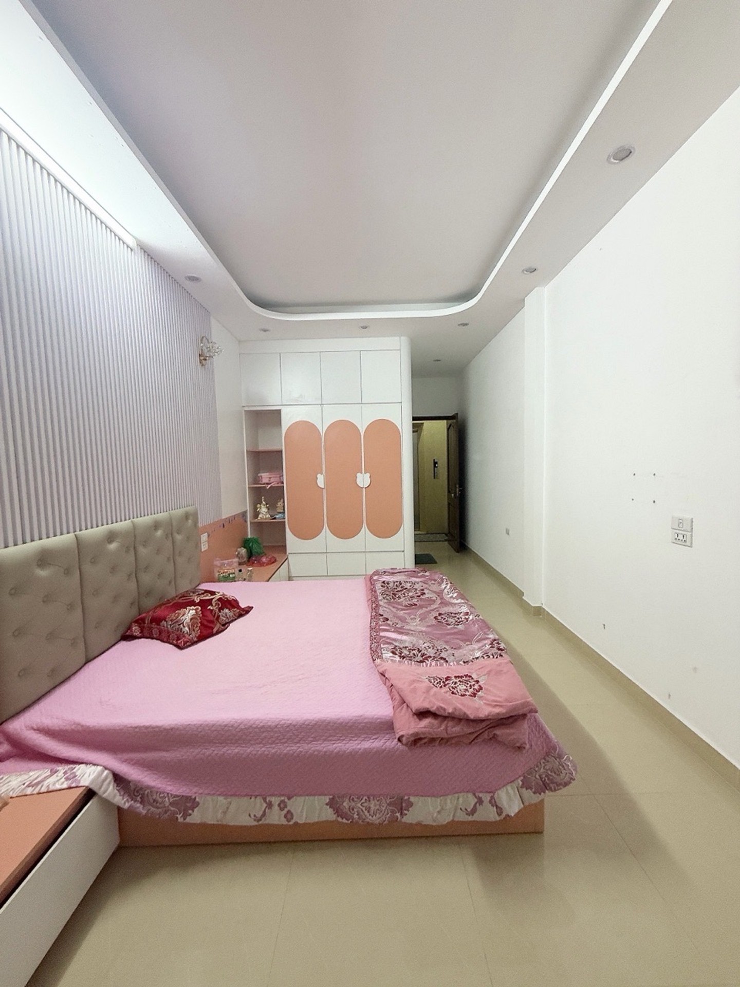 Bán nhà Yên Lạc - diện tích 37m2 6 tầng - thang máy, full nội thất - giá 13,5 tỷ