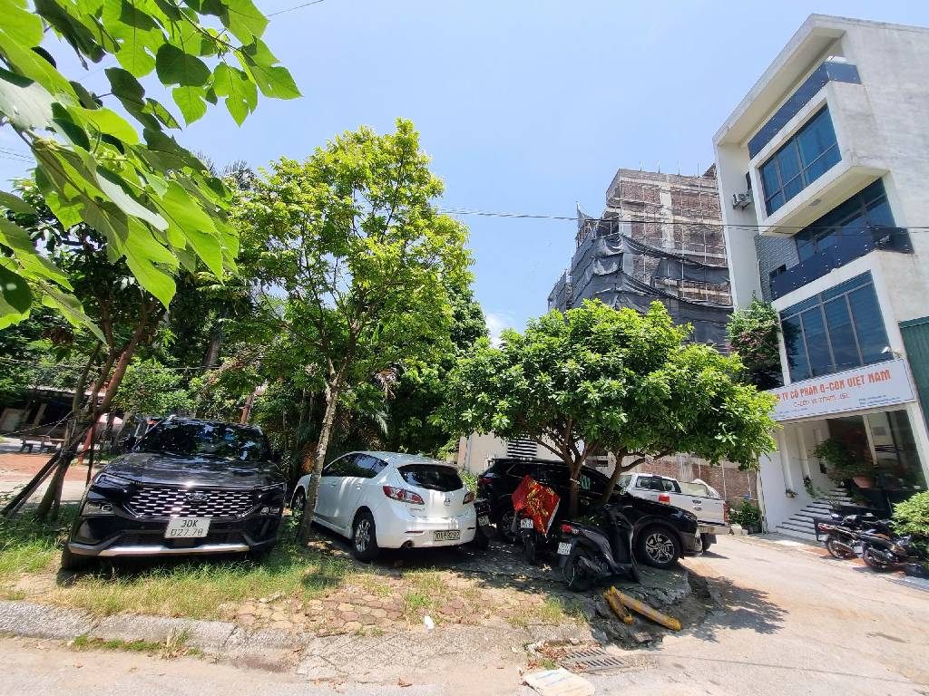 Bán nhà Ngõ 2 ô tô tránh - diện tích 93m2 6 tầng - PHÂN LÔ - Ô TÔ - ĐẤU GIÁ - CẠNH TECCO - SÁT CÔNG VIÊN - giá 26,5 tỷ