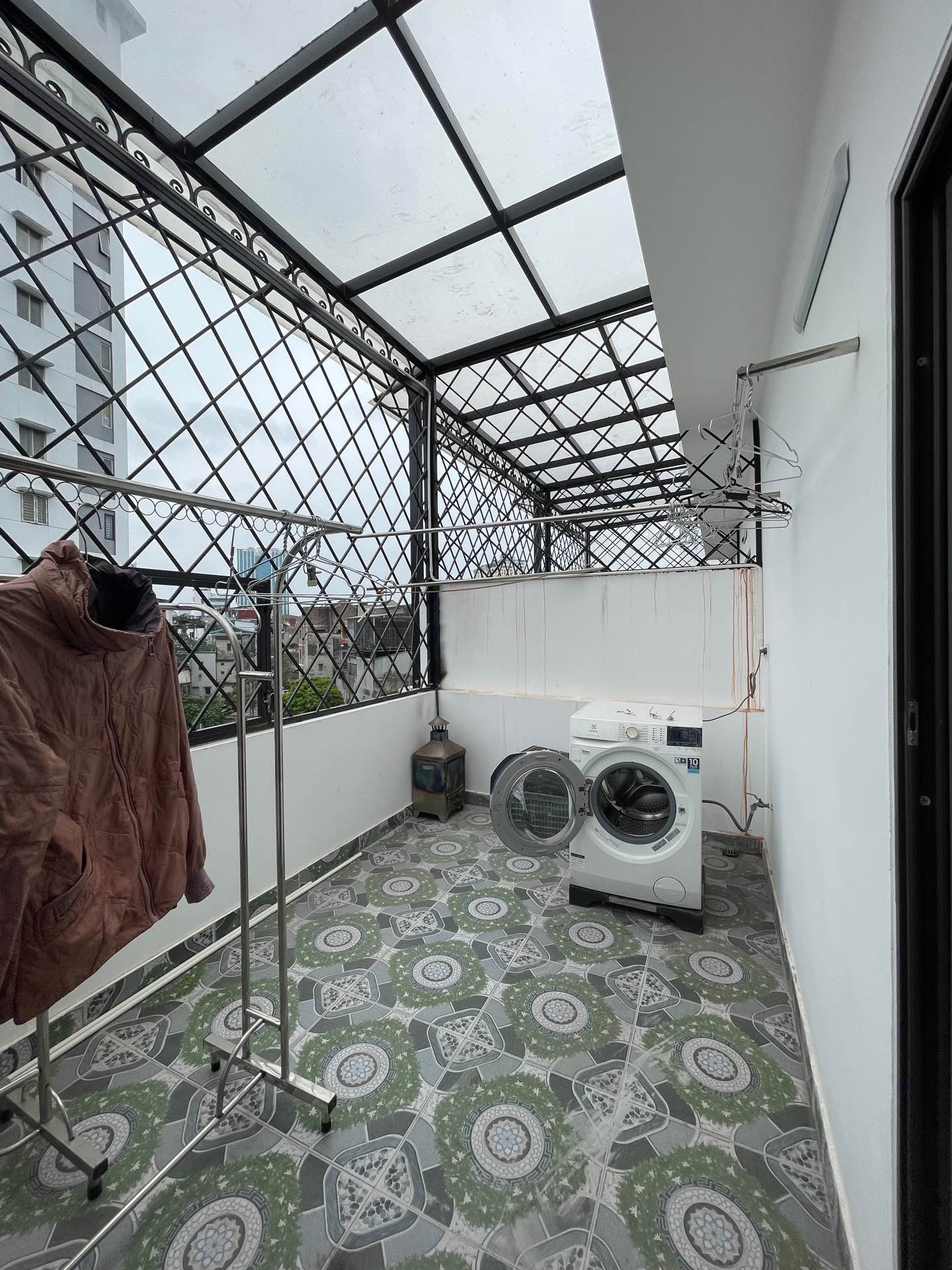 Bán nhà Trương Định - diện tích 30m2 5 tầng - Nhà đẹp ở luôn - giá 7,9 tỷ