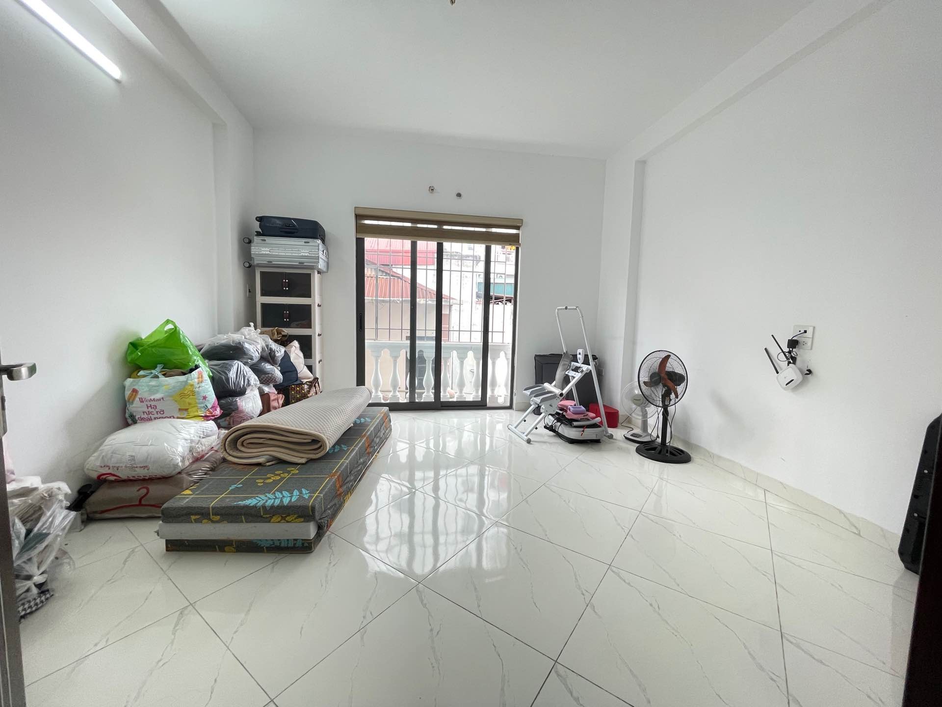 Bán nhà Trương Định - diện tích 30m2 5 tầng - Nhà đẹp ở luôn - giá 7,9 tỷ