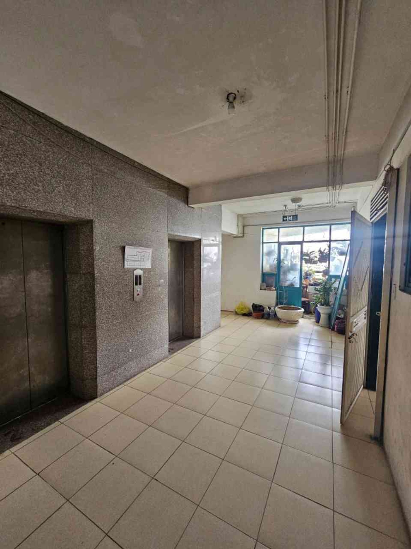 Bán nhà Tam Trinh - diện tích 68m2 12 tầng - Căn hộ Chung cư CT2 - giá 4,75 tỷ