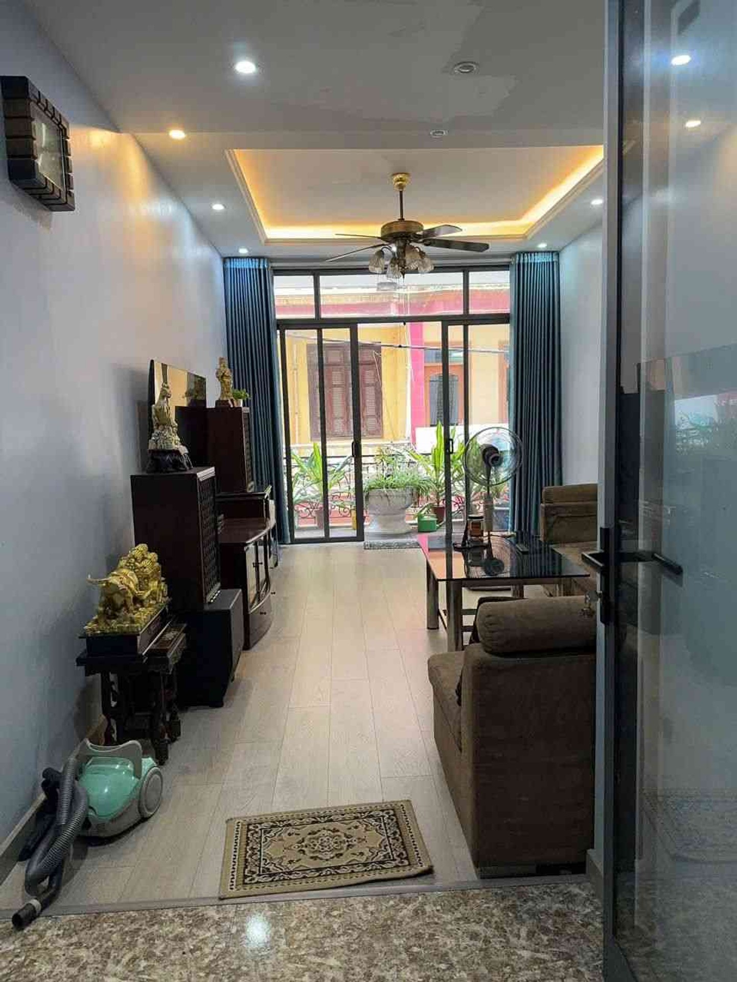Bán nhà Kim Ngưu - diện tích 36m2 6 tầng - Ô TÔ VÀO NHÀ - giá 14,5 tỷ