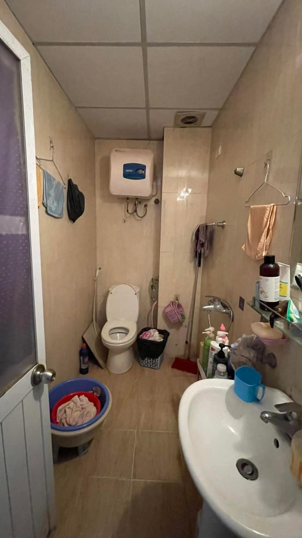 Bán nhà Kim Giang - diện tích 35m2 3 tầng - ô tô đỗ cửa - giá 6,1 tỷ