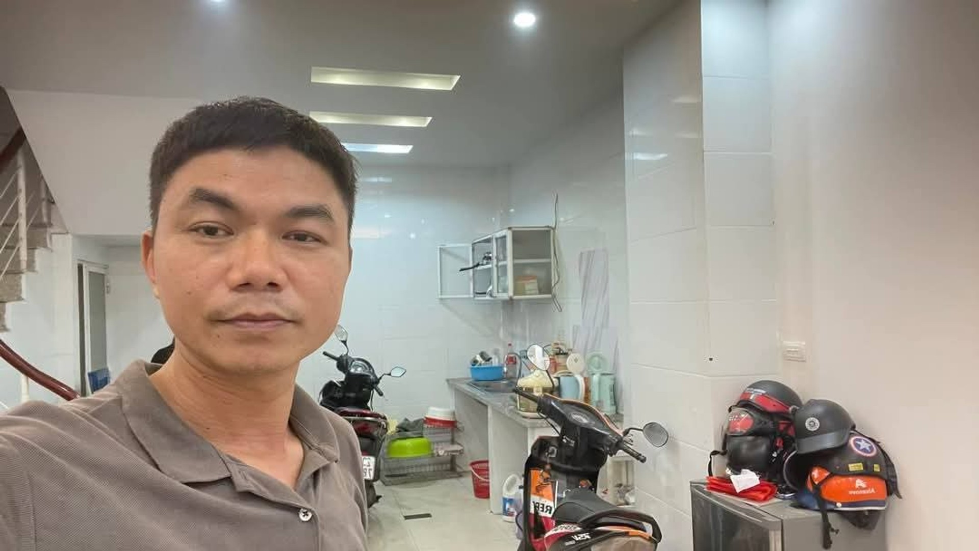 Bán nhà Kim Giang - diện tích 35m2 3 tầng - ô tô đỗ cửa - giá 6,1 tỷ