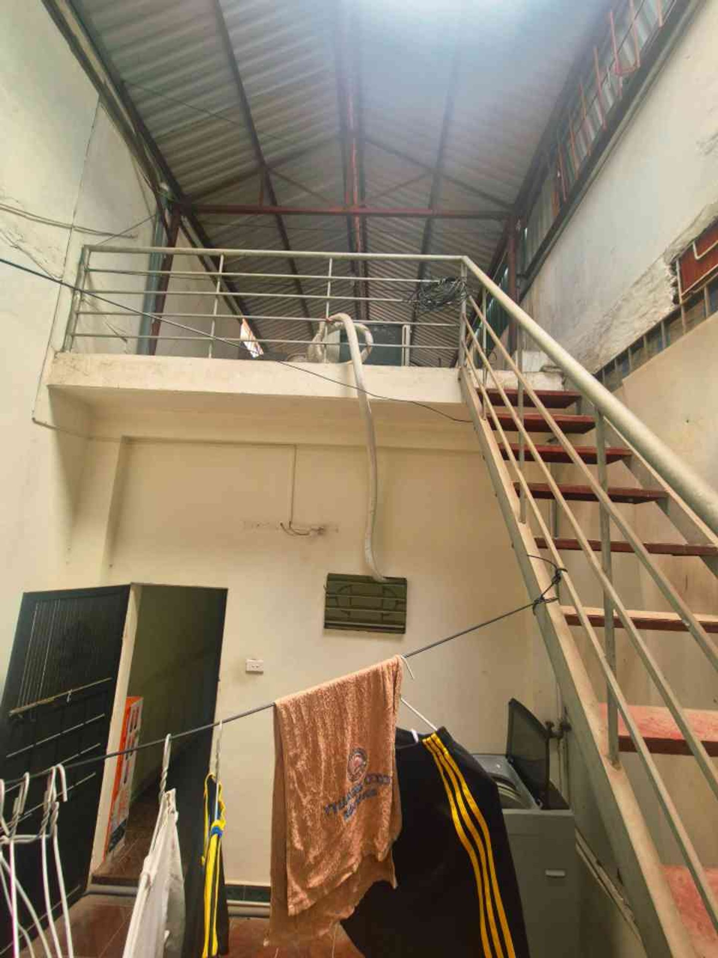 Bán nhà Trương Định - diện tích 48m2 4 tầng - ngõ trải nhựa vào tận cửa - giá 10,6 tỷ