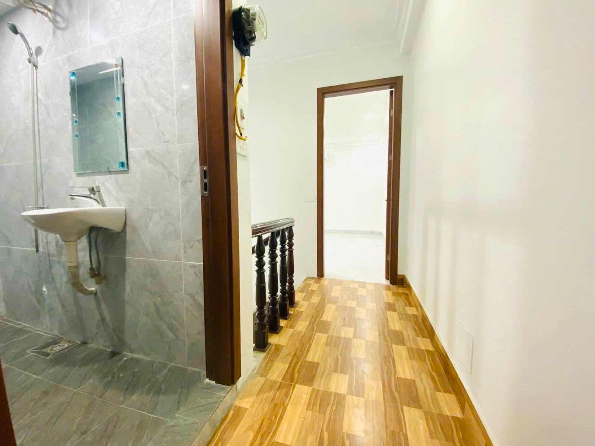 Bán nhà Hoàng Mai - diện tích 50m2 4 tầng - Ô tô đỗ cửa - giá 15,9 tỷ