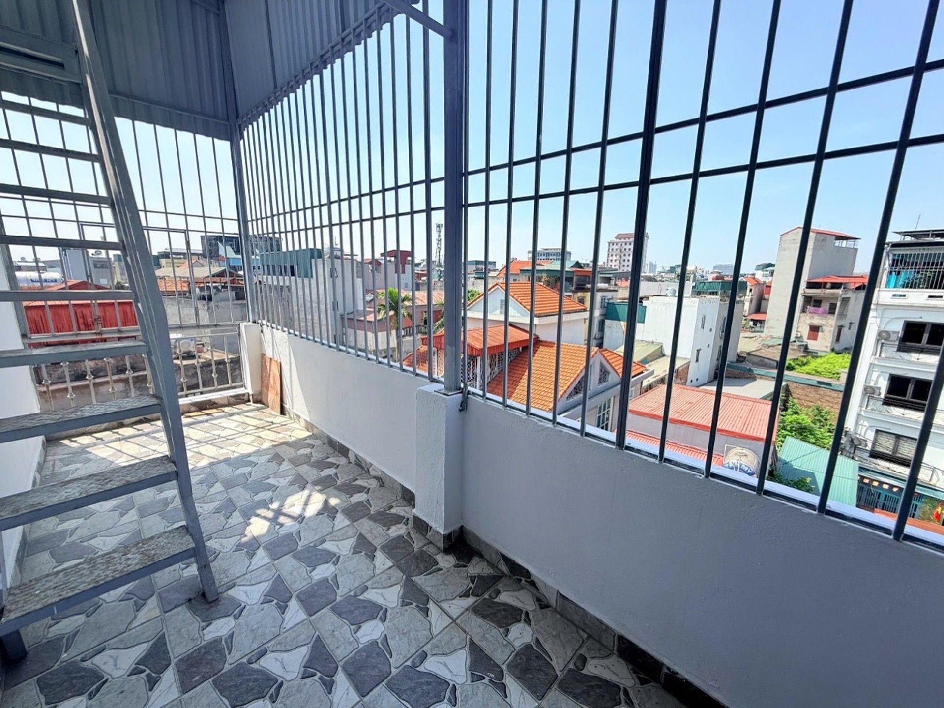 Bán nhà Vĩnh Hưng - diện tích 30m2 5 tầng - Ô TÔ 30M - giá 6,6 tỷ
