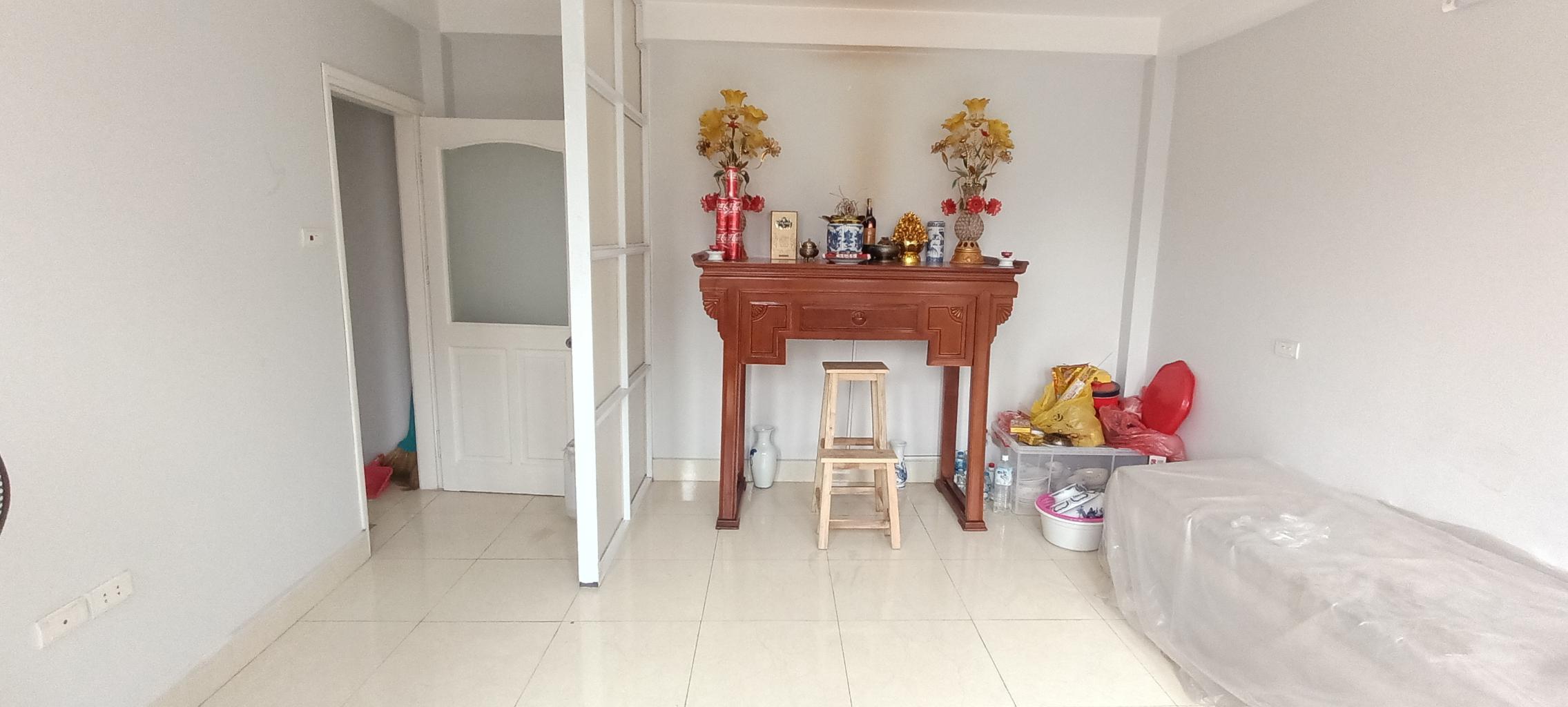 Bán nhà Tân Mai - diện tích 19m2 6 tầng - Lô góc - giá 4,9 tỷ