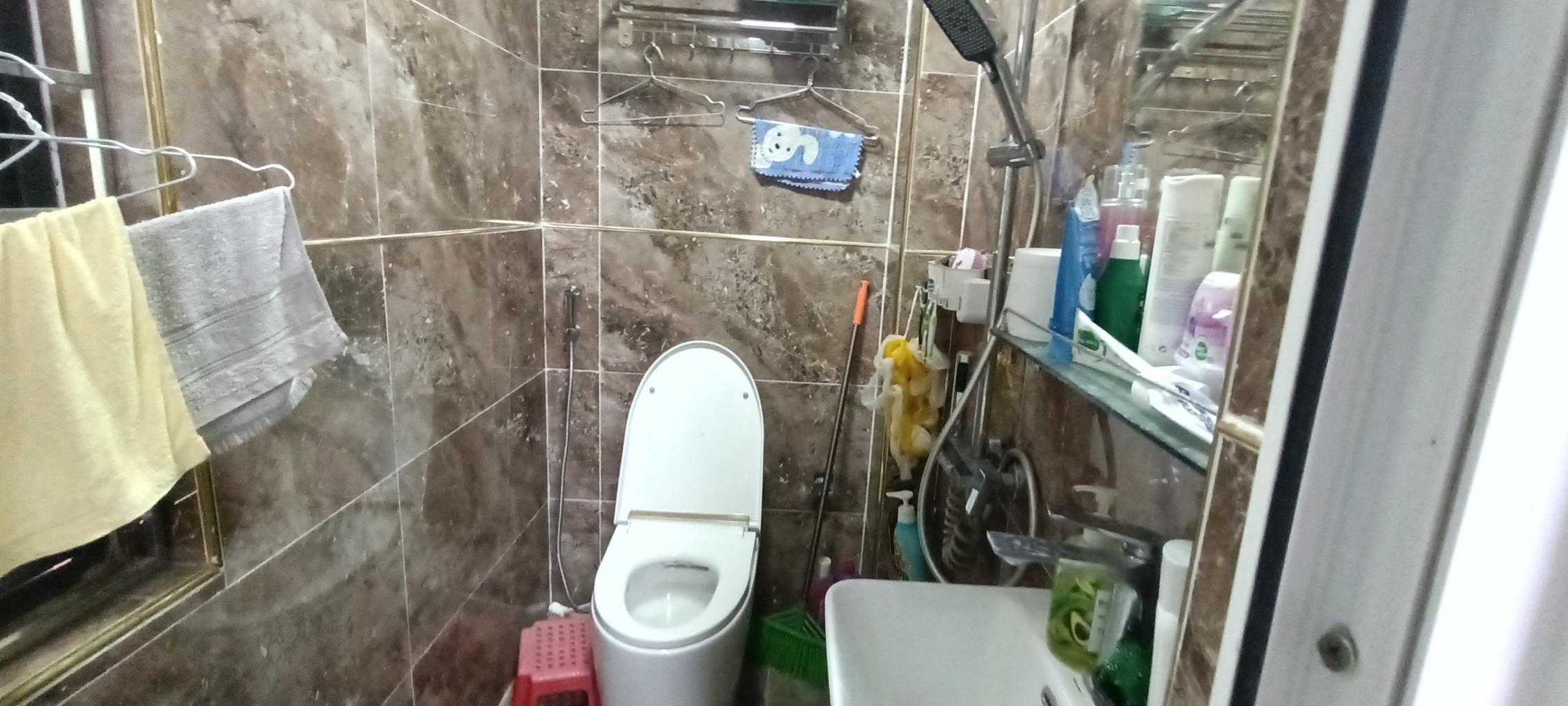 Bán nhà Tân Mai - diện tích 19m2 6 tầng - Lô góc - giá 4,9 tỷ