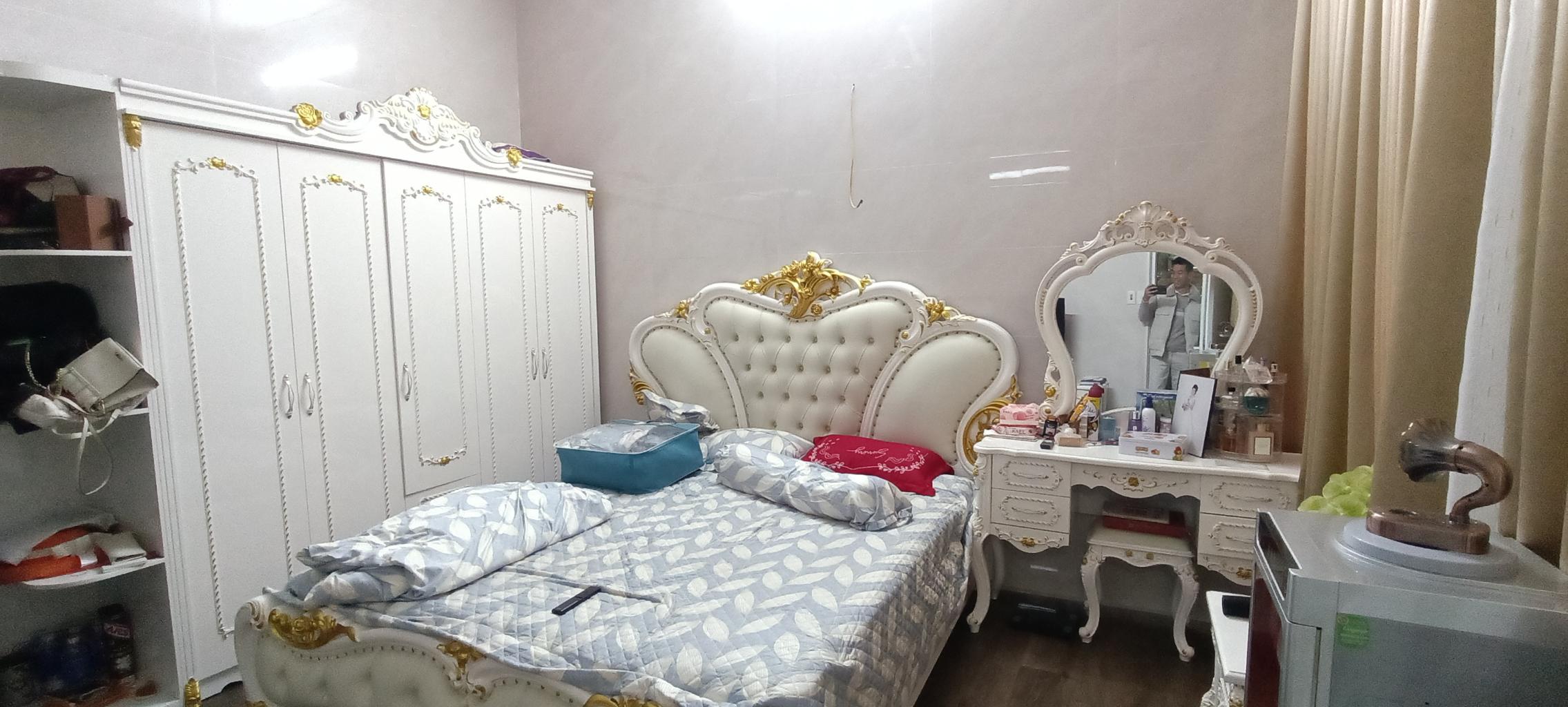 Bán nhà Tân Mai - diện tích 19m2 6 tầng - Lô góc - giá 4,9 tỷ
