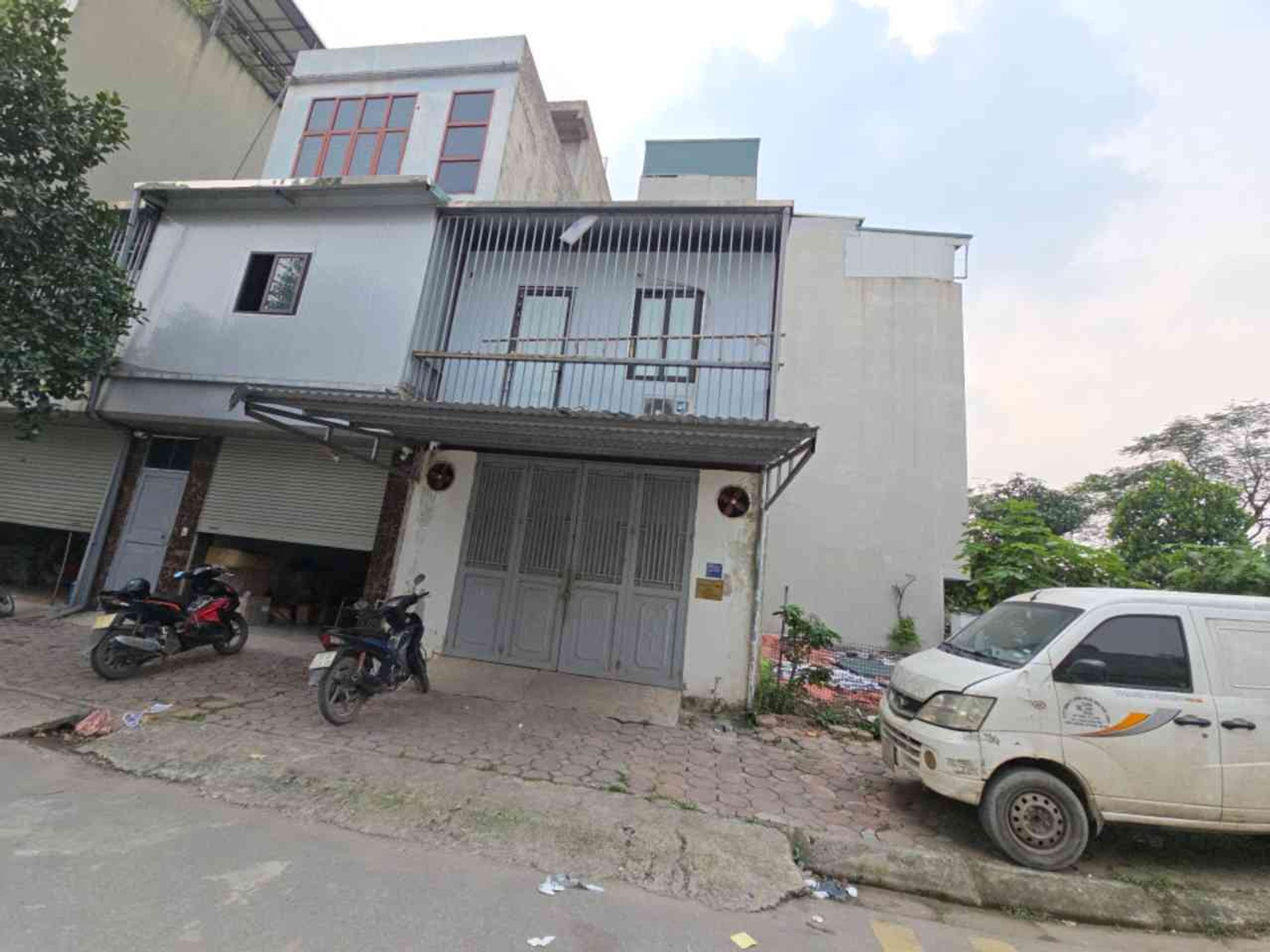Bán nhà DV3 - diện tích 60m2 2 tầng - Phân lô ô tô chạy vòng quanh - giá 19,5 tỷ