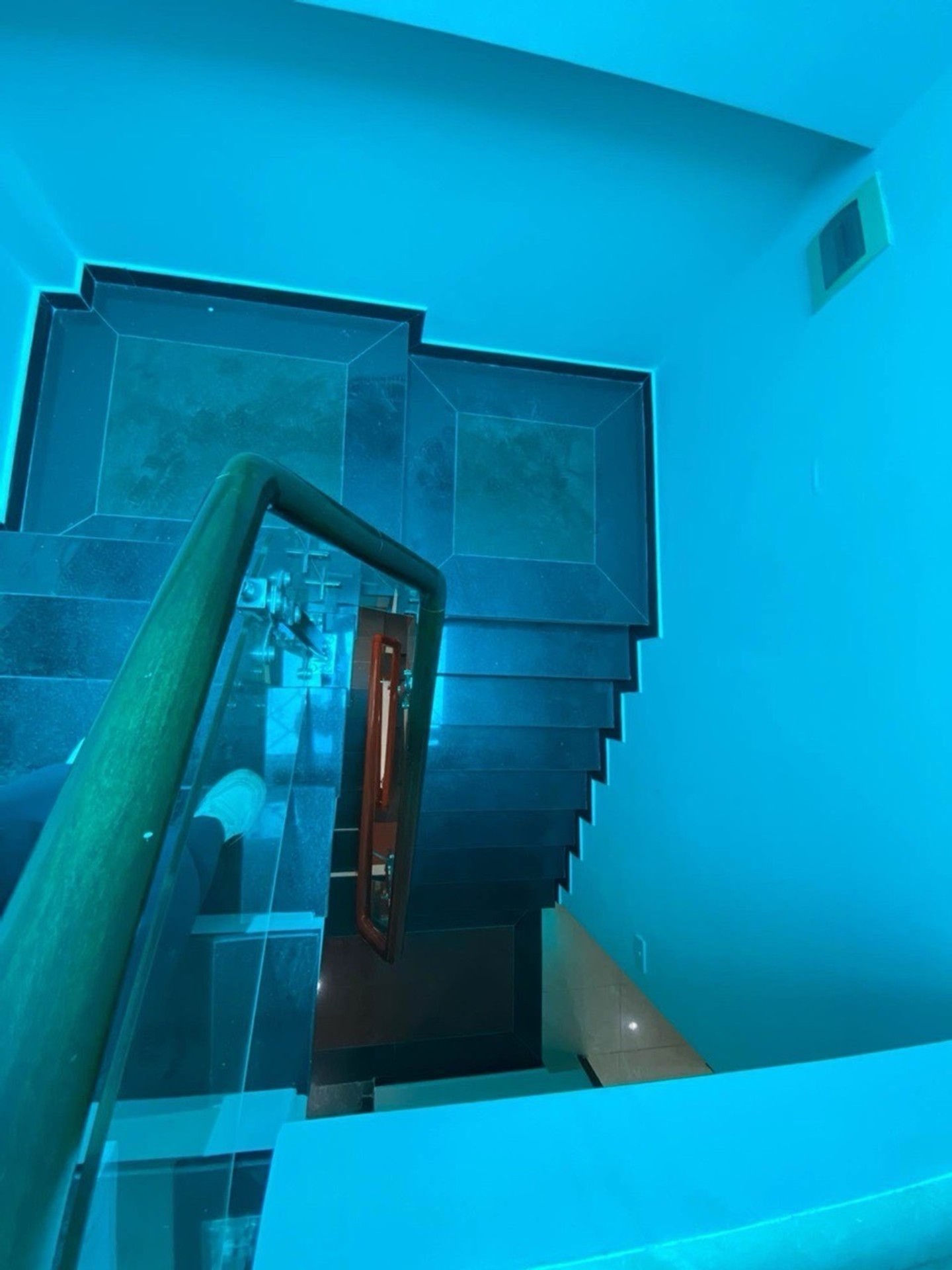 Bán nhà Tựu Liệt - diện tích 37m2 4 tầng - Lô góc, ô tô tránh - giá 9,3 tỷ