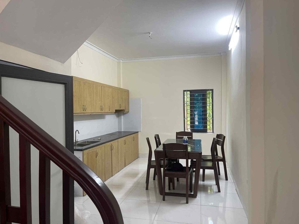 Bán nhà Định Công Thượng - diện tích 41m2 2 tầng - Ô Tô Tránh - giá 2,7 tỷ
