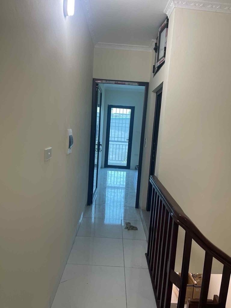 Bán nhà Định Công Thượng - diện tích 41m2 2 tầng - Ô Tô Tránh - giá 2,7 tỷ