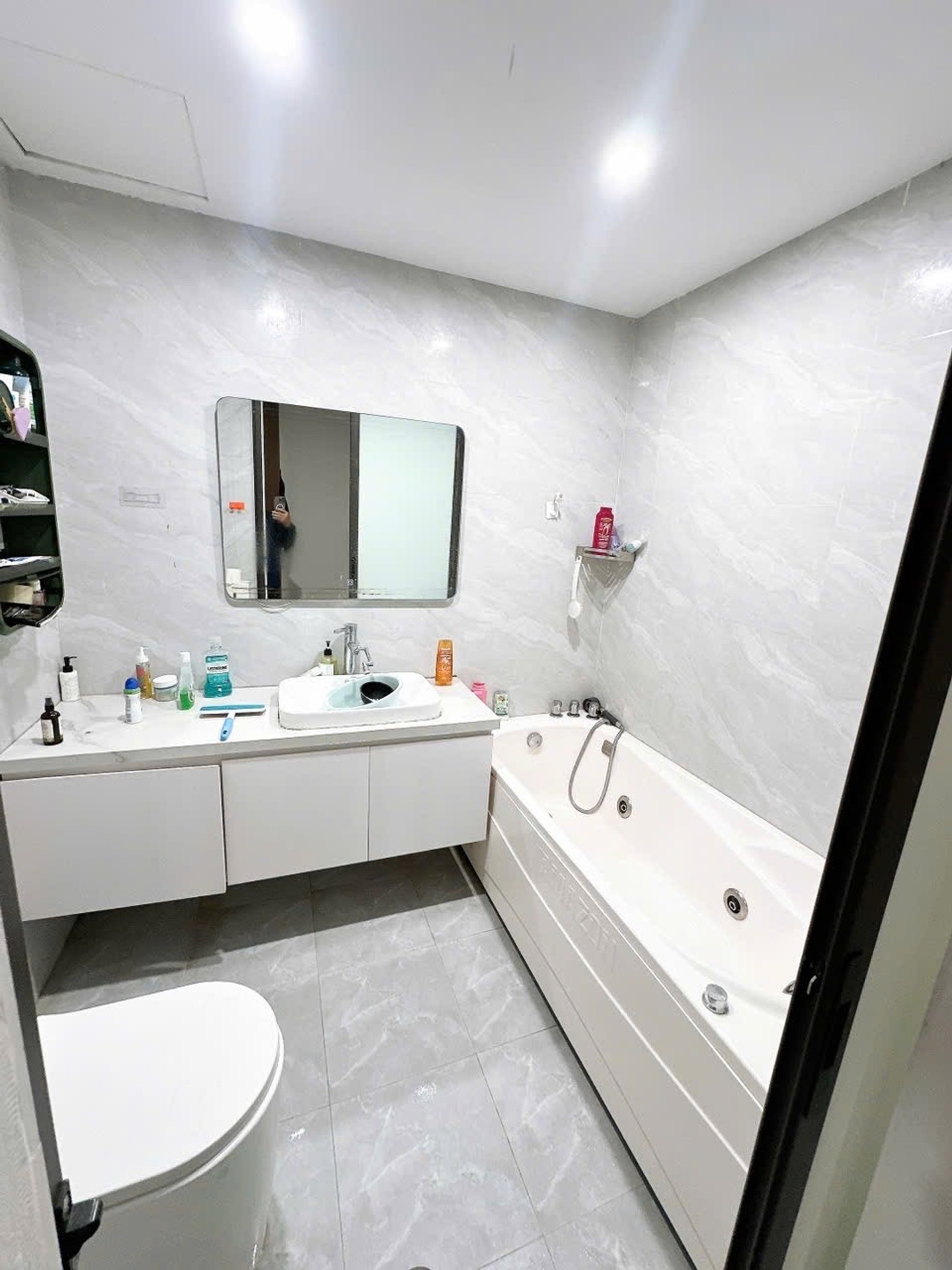 Bán nhà Kim Ngưu - diện tích 74m2 3 tầng - Ngõ thông ô tô - giá 14 tỷ