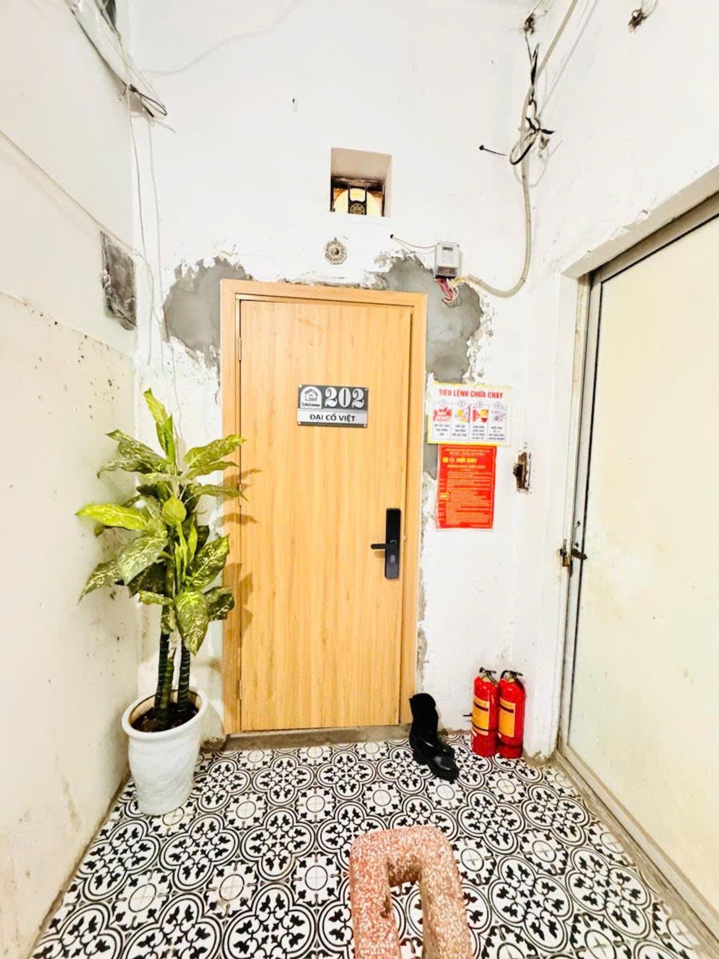 Bán nhà Đại Cồ Việt - diện tích 50m2 2 tầng - Ô TÔ ĐỖ CỬA - giá 2,95 tỷ