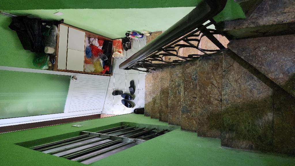 Bán nhà Cấm Chỉ - diện tích 33m2 4 tầng - Kinh doanh ngày đêm - giá 32 tỷ