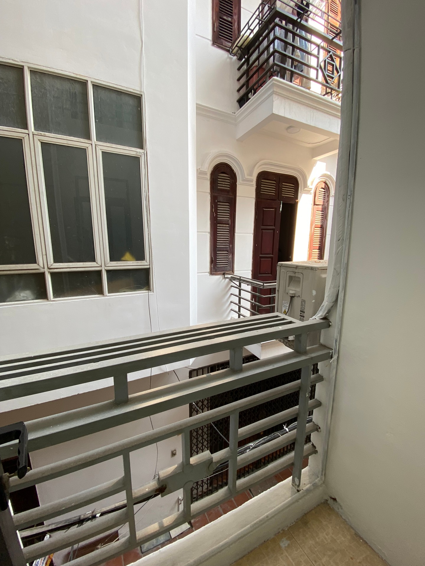 Bán nhà Hoàng Mai - diện tích 30m2 5 tầng - Ô tô cách 50m - giá 8,1 tỷ
