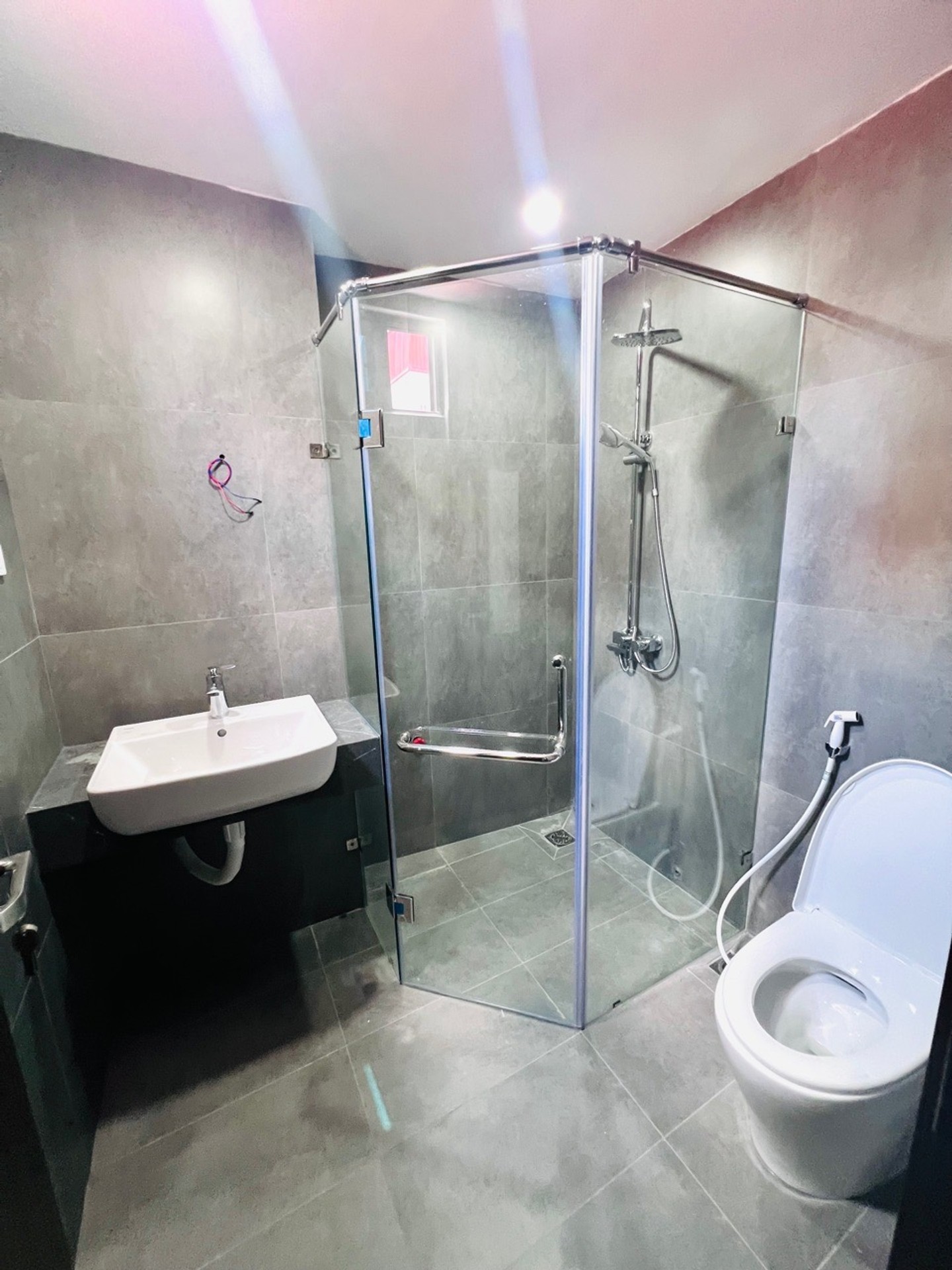 Bán nhà Lĩnh Nam - diện tích 50m2 6 tầng - Lô góc 3 thoáng - giá 15 tỷ