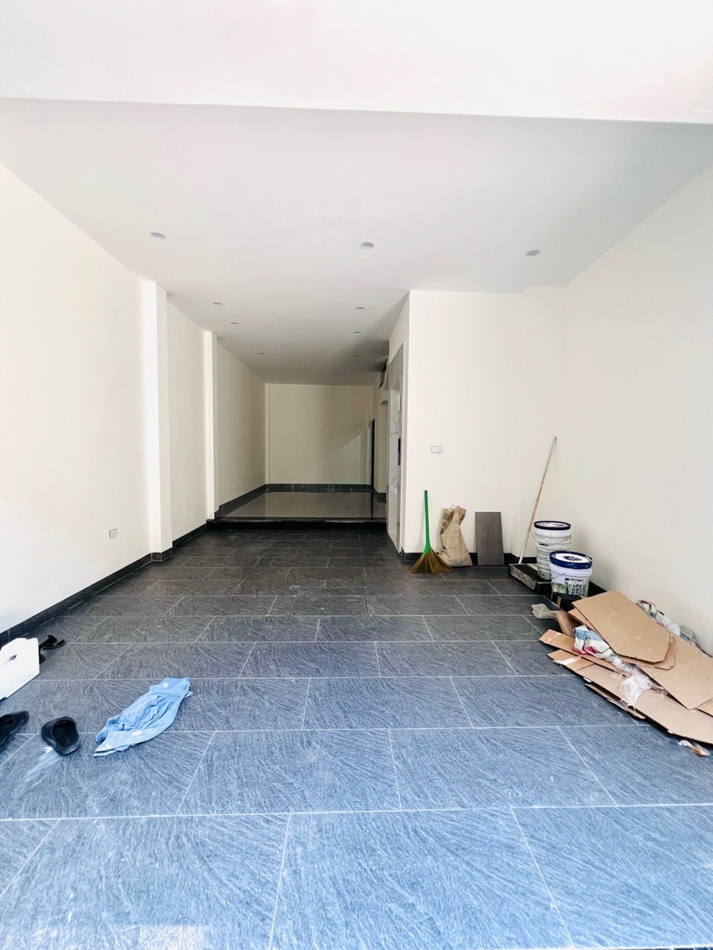 Bán nhà Lĩnh Nam - diện tích 50m2 6 tầng - Lô góc 3 thoáng - giá 15 tỷ