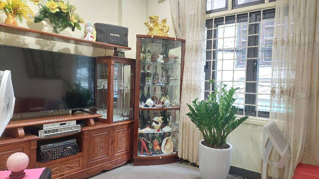 Bán nhà Láng Hạ - diện tích 134m2 4 tầng - Lô góc 2 mặt thoáng - giá 83,27 tỷ