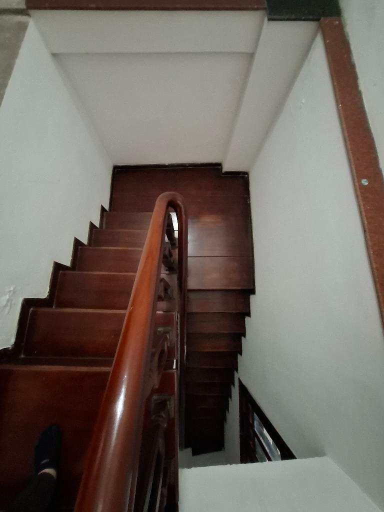 Bán nhà Lò Đúc - diện tích 49m2 3 tầng - nhà dân xây chắc chắn - giá 13,68 tỷ