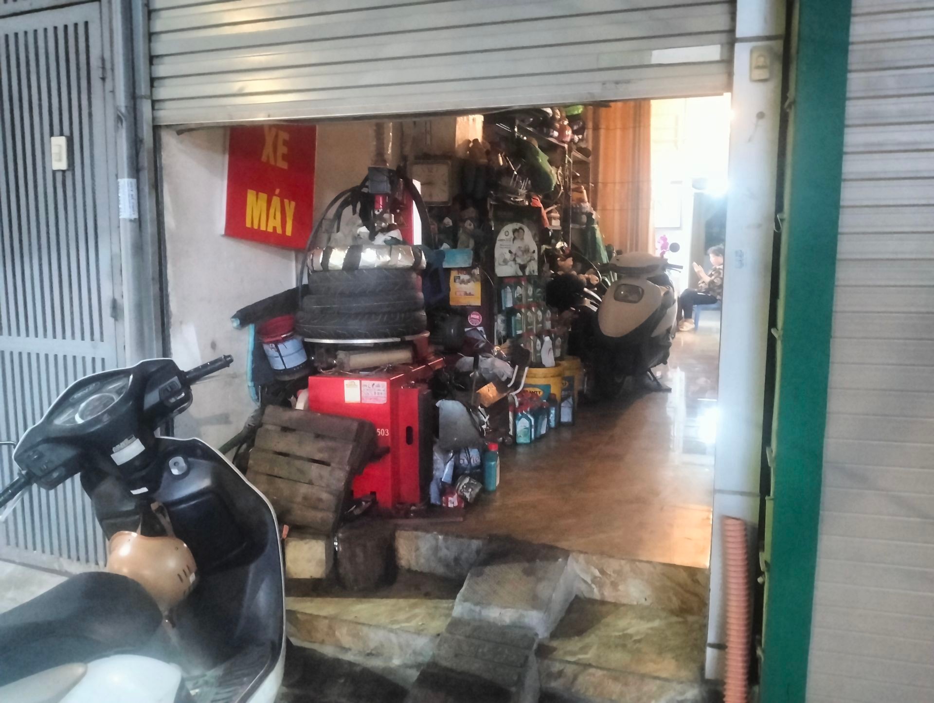 Bán nhà Xã Đàn - diện tích 55m2 4 tầng - Mặt phố kinh doanh sầm uất - giá 31,35 tỷ