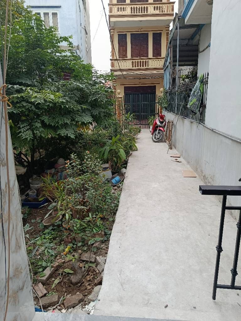 Bán nhà Nguyễn Khoái - diện tích 40m2 5 tầng - mặt ngách thoáng sáng - giá 6,95 tỷ