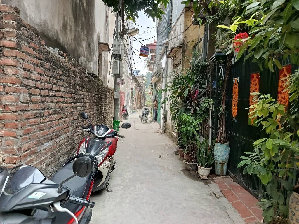 Bán nhà Nguyễn Khoái - diện tích 40m2 5 tầng - mặt ngách thoáng sáng - giá 6,95 tỷ