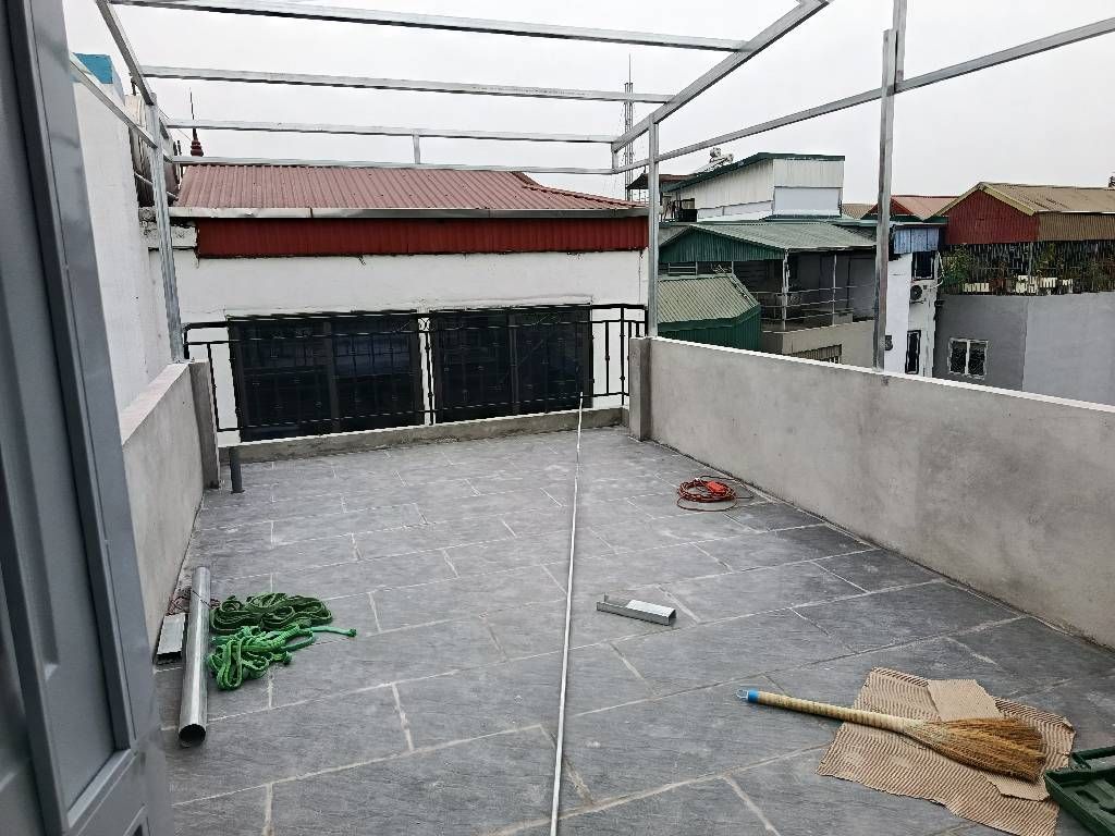 Bán nhà Nguyễn Khoái - diện tích 40m2 5 tầng - mặt ngách thoáng sáng - giá 6,95 tỷ