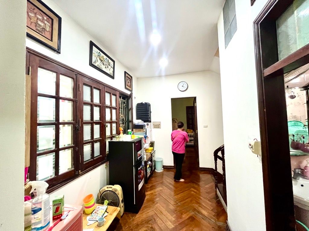 Bán nhà Khuất Duy Tiến - diện tích 55m2 5 tầng - CỰC HIẾM - giá 28,5 tỷ