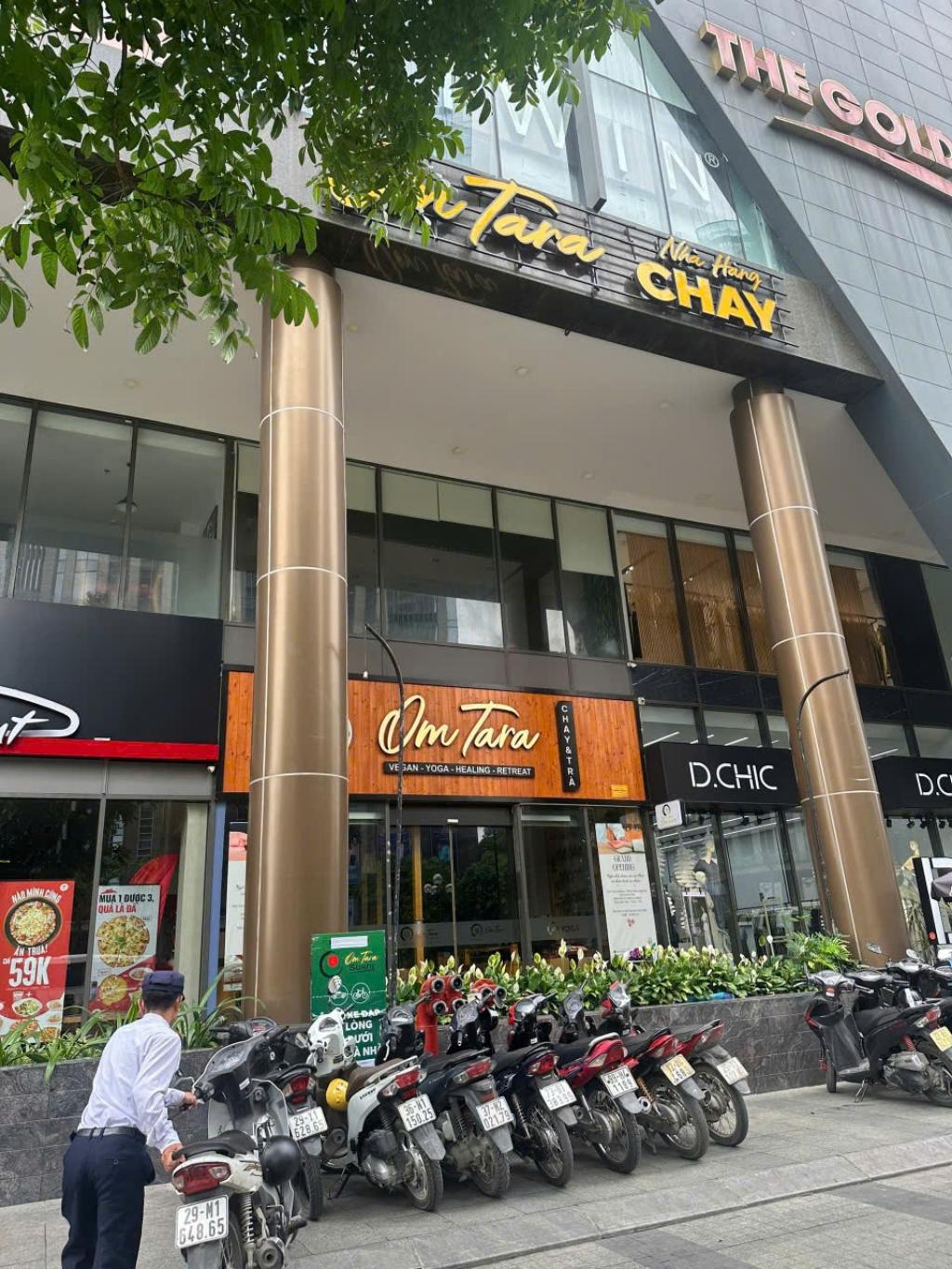 Bán nhà Lê Văn Lương - diện tích 250m2 2 tầng - Mặt phố trung tâm - giá 82 tỷ