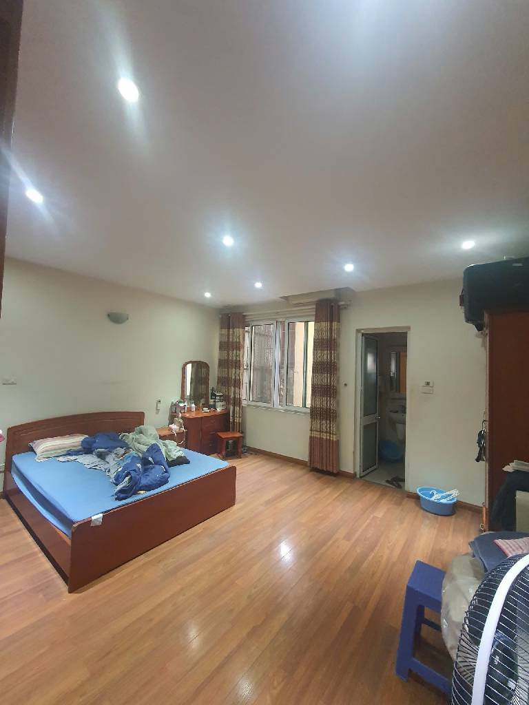 Bán nhà Tây Sơn - diện tích 98.8m2 5 tầng - Mặt phố kinh doanh sầm uất - giá 50 tỷ