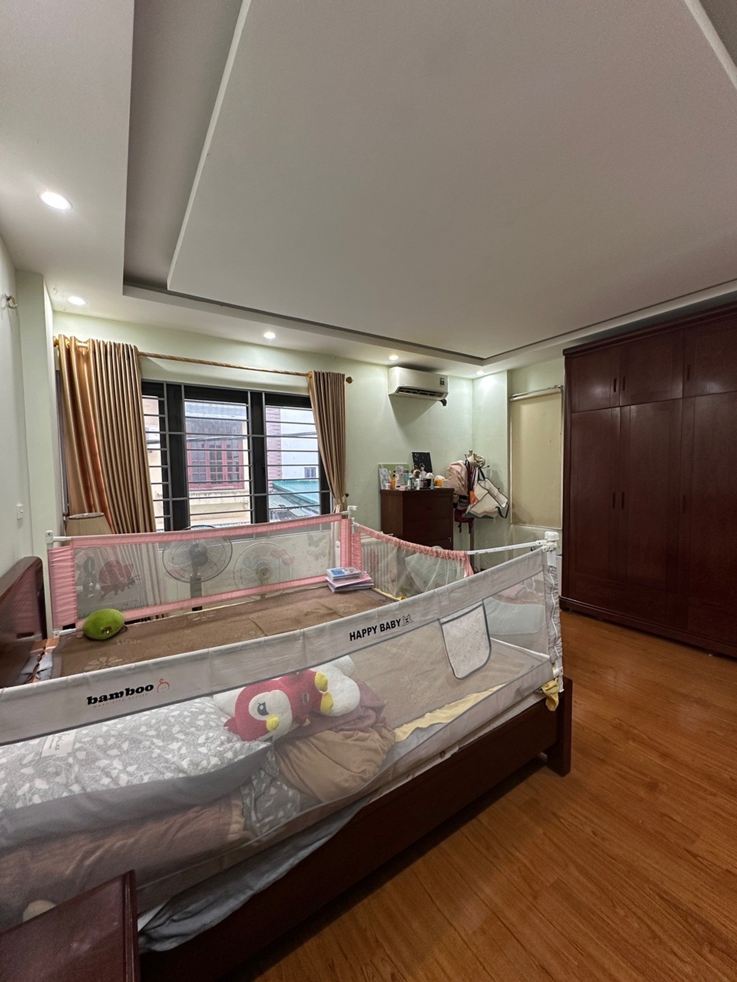 Bán nhà Hoàng Mai - diện tích 32m2 5 tầng - Lô góc - giá 7,95 tỷ