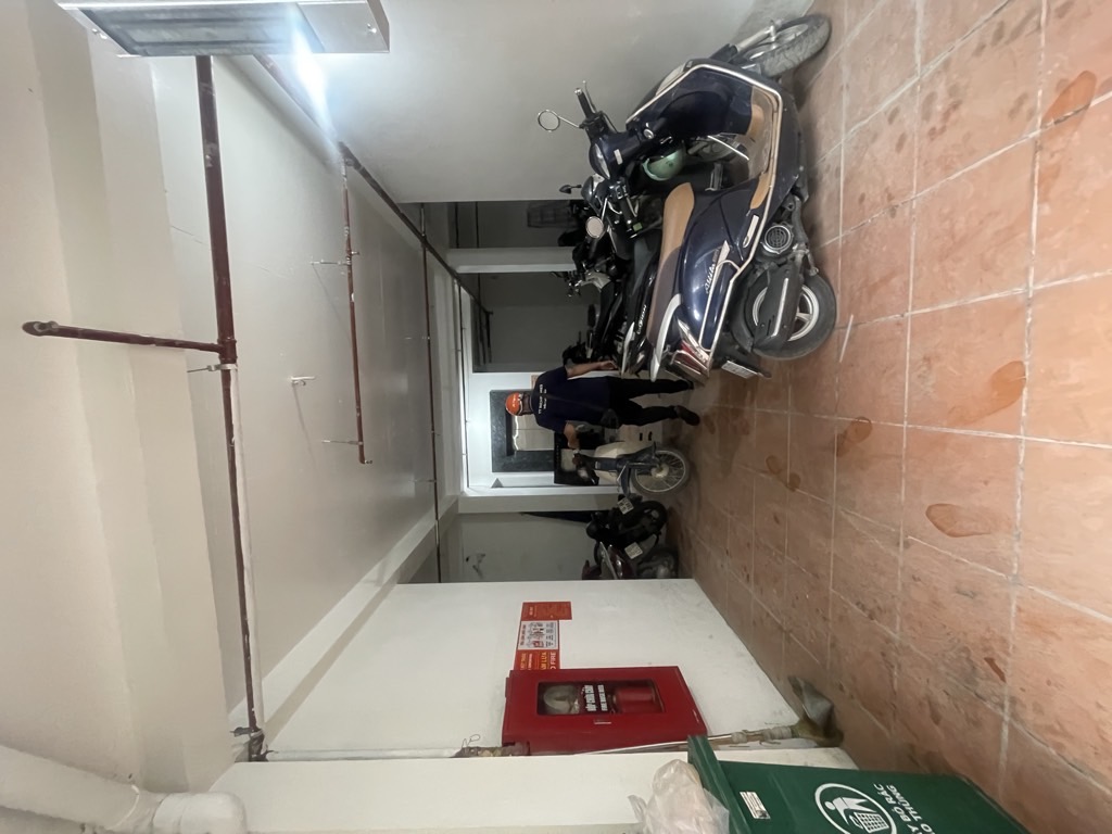 Bán nhà Mễ Trì - diện tích 132m2 9 tầng - ô tô - giá 32,5 tỷ