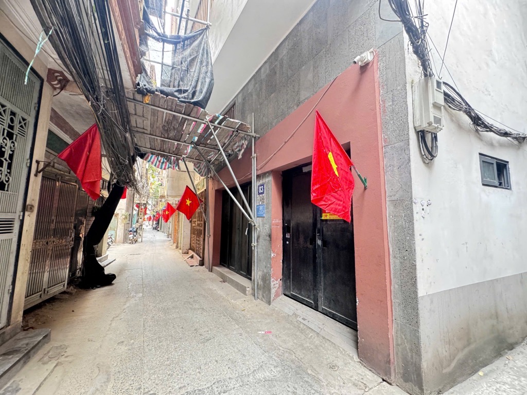 Bán nhà Vũ Tông Phan - diện tích 120m2 8 tầng - ô tô 7 chỗ qua - giá 36,86 tỷ